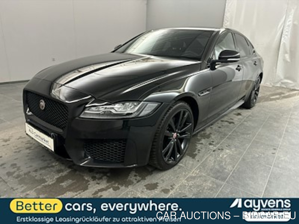 Jaguar XF 30t AWD Chequered Flag Limousine, 4-turig, Automatik, 8-Gang