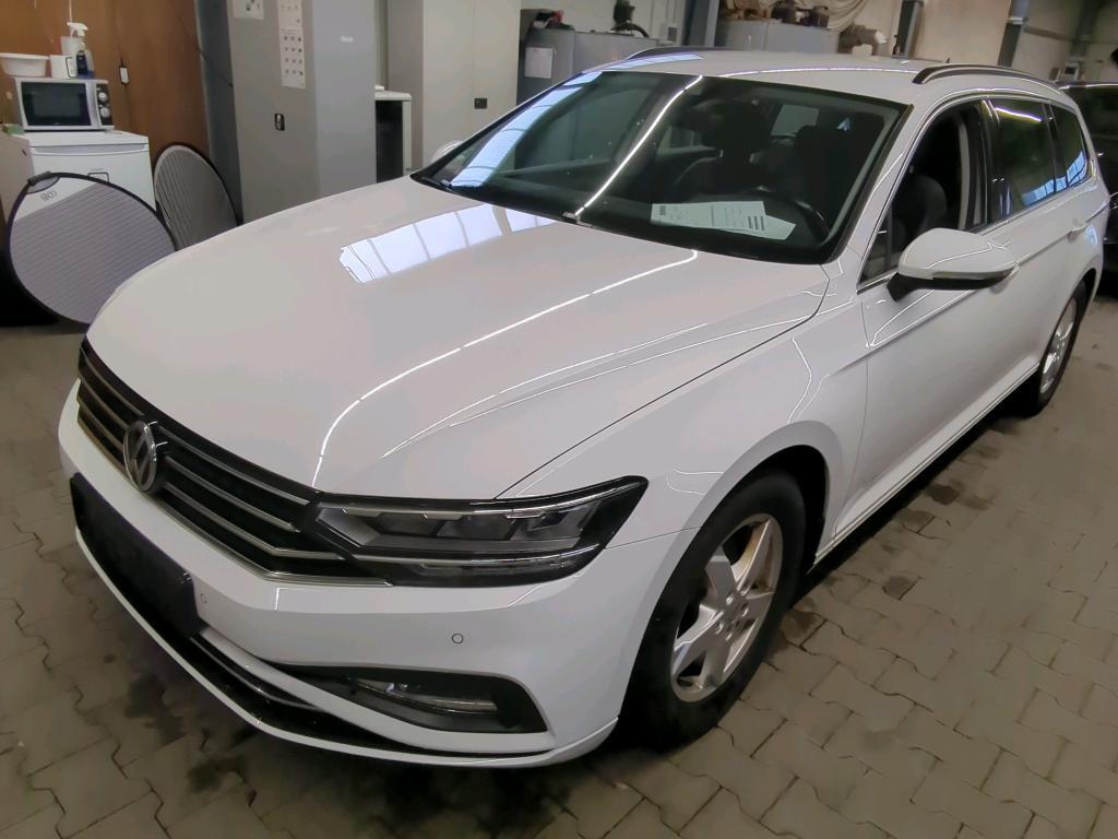 Volkswagen Passat VARIANT 1.5 TSI OPF DSG Business, 2020