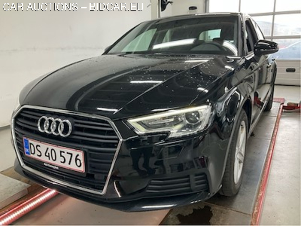 Audi A3 30 TFSI 116 HK UA!