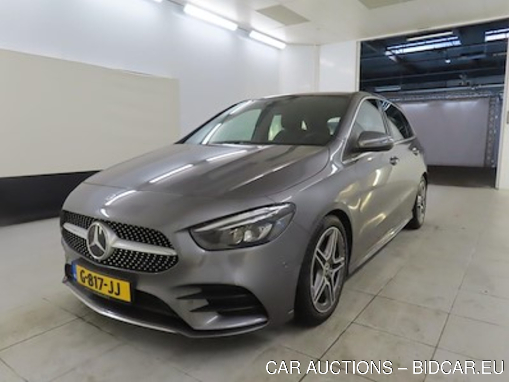 Mercedes-Benz B-Klasse B 180 7G-DCT Business Solution AMG 5d