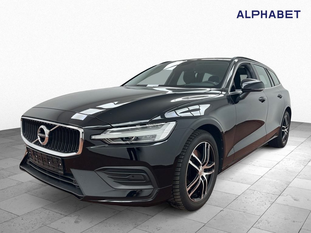 Volvo V60 B3 B Geartronic MOMENTUM PRO, 2021