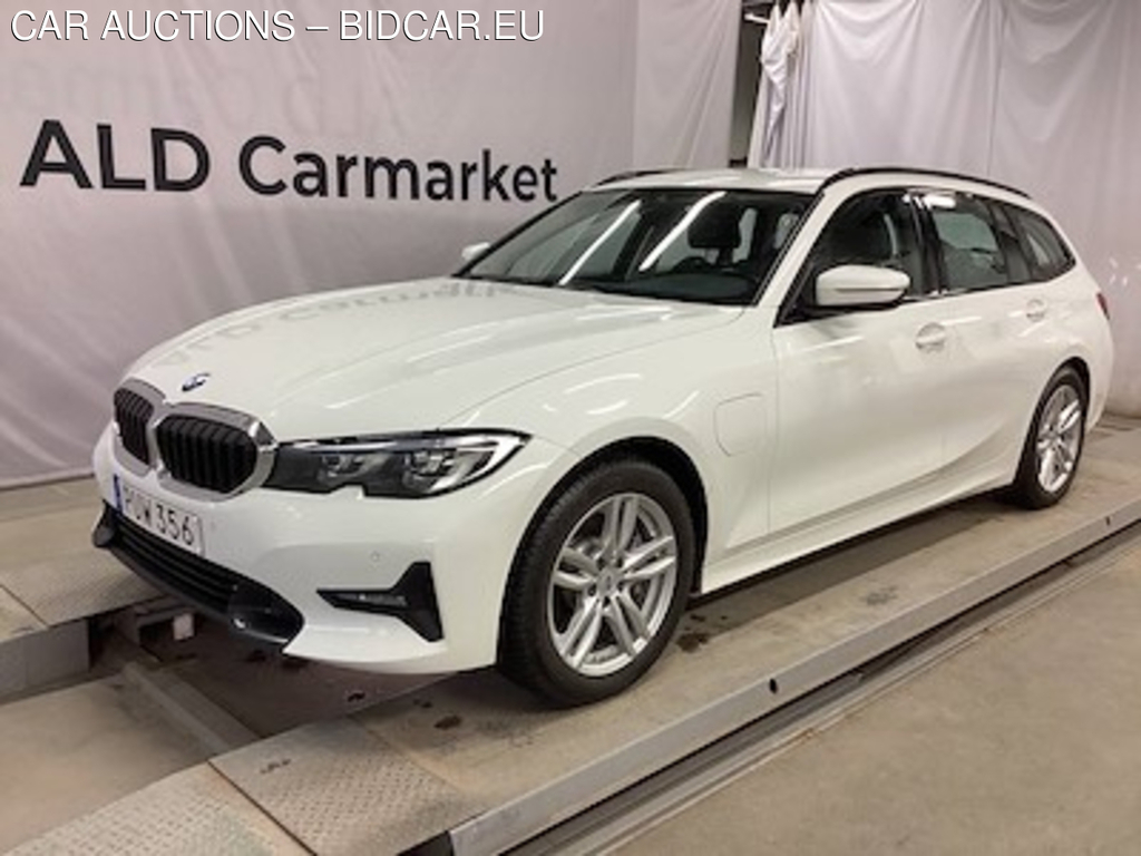 BMW 330e xdrive touring Sport-Line, Cockpit, Nav, PDC, Auto