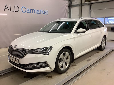 Skoda Superb IV 218 plug-in hybrid kombi Style Business Drag Varmare