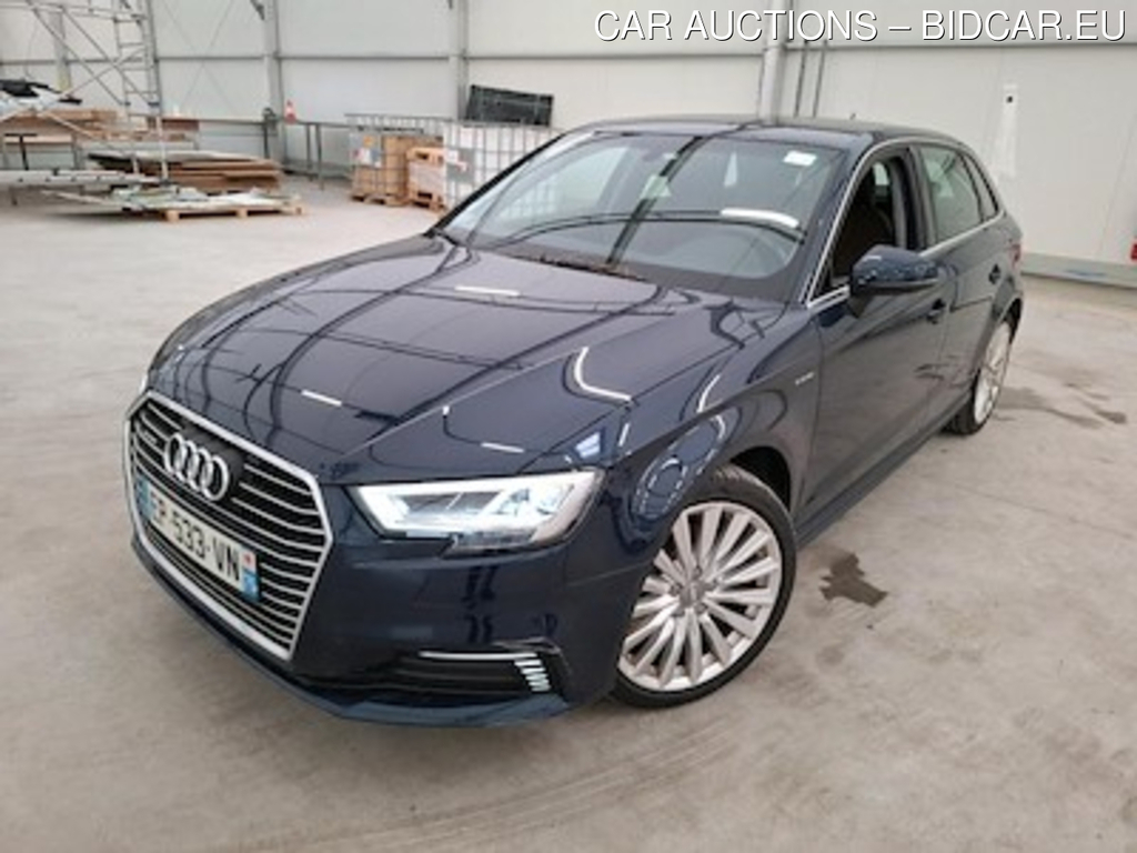 Audi A3 A3 Sportback 2.0 TDI 150ch Design luxe S tronic 7