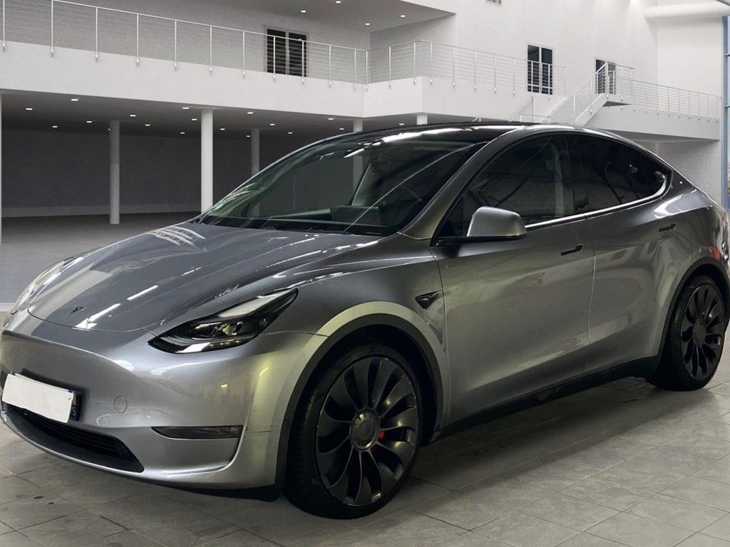 Tesla Model y MODEL Y PERFORMANCE DUAL MOTOR AWD, 2023