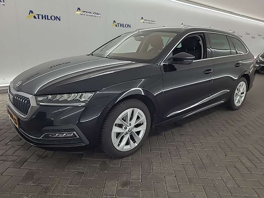 Skoda Octavia combi 1.5TSI E-T.MHEV DSG BUS.ED.110KW ATHLON EDITION, 2022