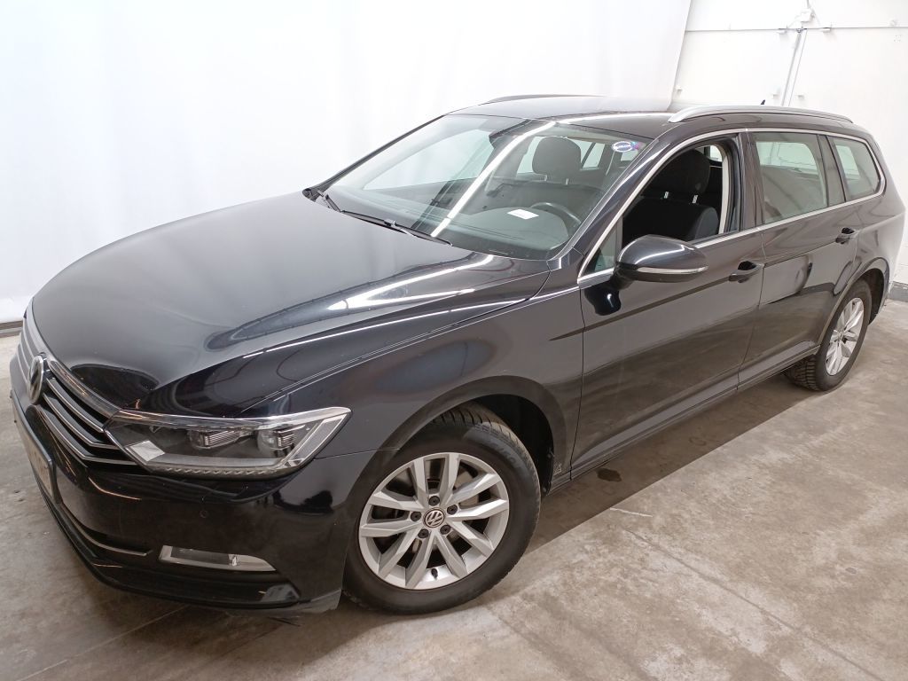 Volkswagen Passat variant diesel - 2015 PASSAT SW 2.0 TDI SCR COMFORTLINE BUSINESS (EU6.2), 2018