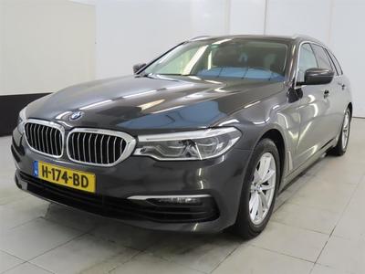 BMW 5-SERIE TOURING 520I HIGH EX. ED., 2020