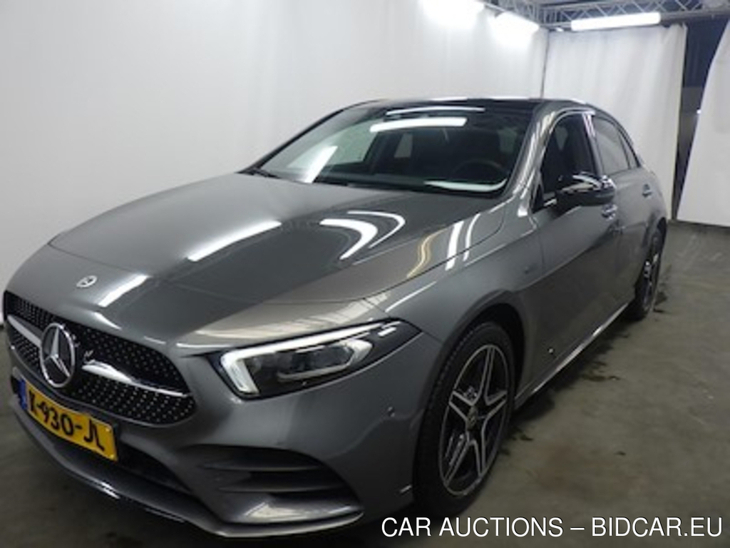 Mercedes-Benz A-klasse A 250 e 8G-DCT Business Sol AMG Limited 5d