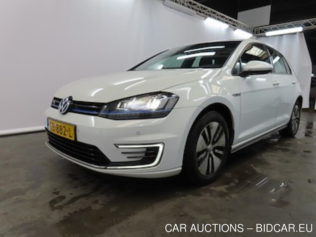 Volkswagen GOLF 1.4 TSI PHEV 6-DSG GTE 5d