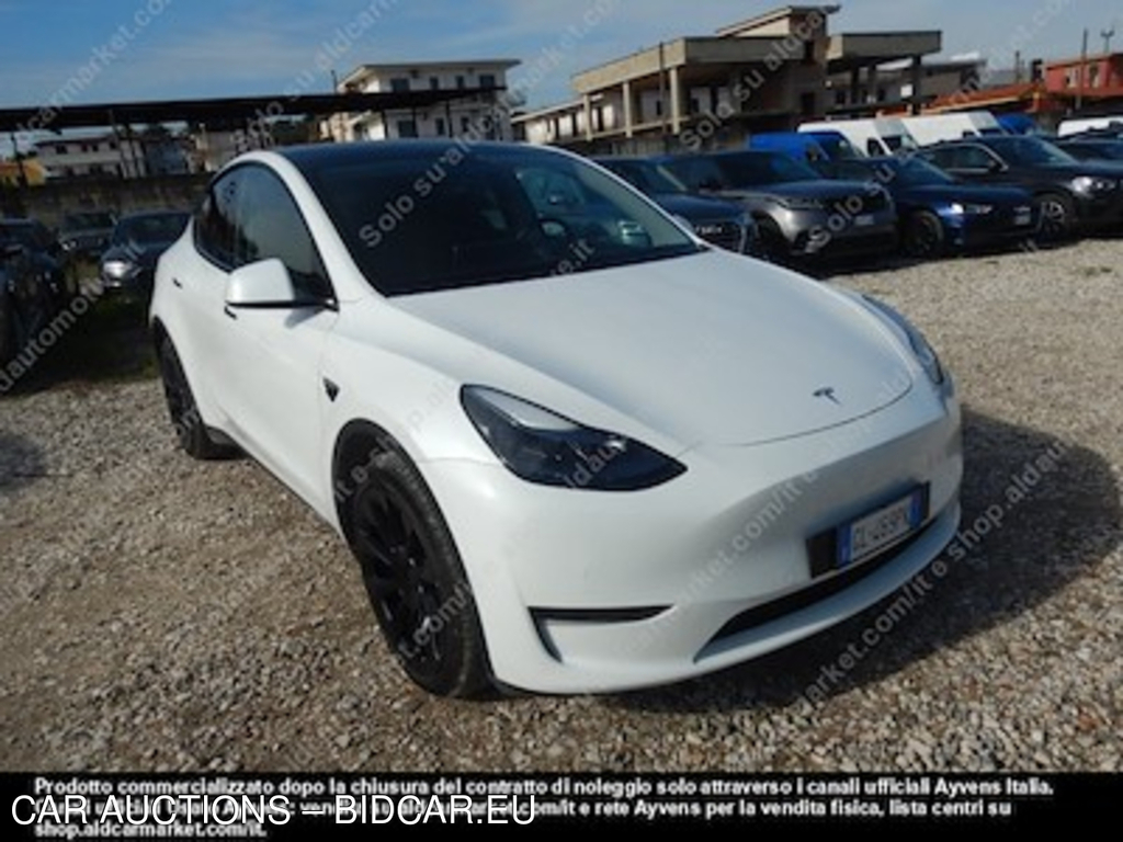 Tesla model Y 75 kwh dual -