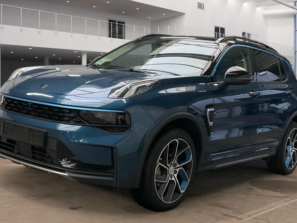 Lynk &amp; Co 01 PHEV, 2022