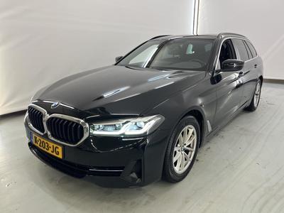 BMW 5-SERIE TOURING 520I HIGH EX. ED., 2021