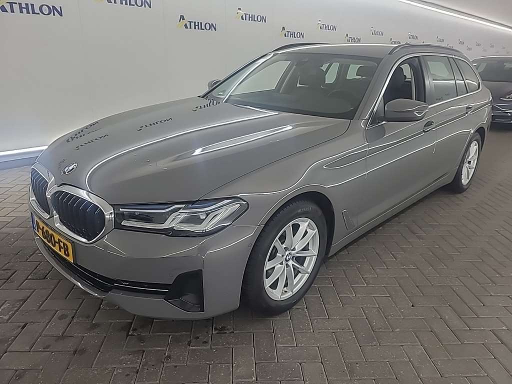 BMW 5 SERIE TOURING 520IA BUSINESS EDITION PLUS 5D 135KW, 2022