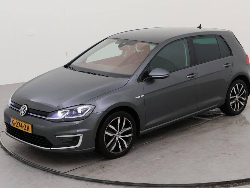 Volkswagen E-golf BEV 136PK E-DITION DIGITAL LEDER WARMTEPOMP CAMERA, 2019