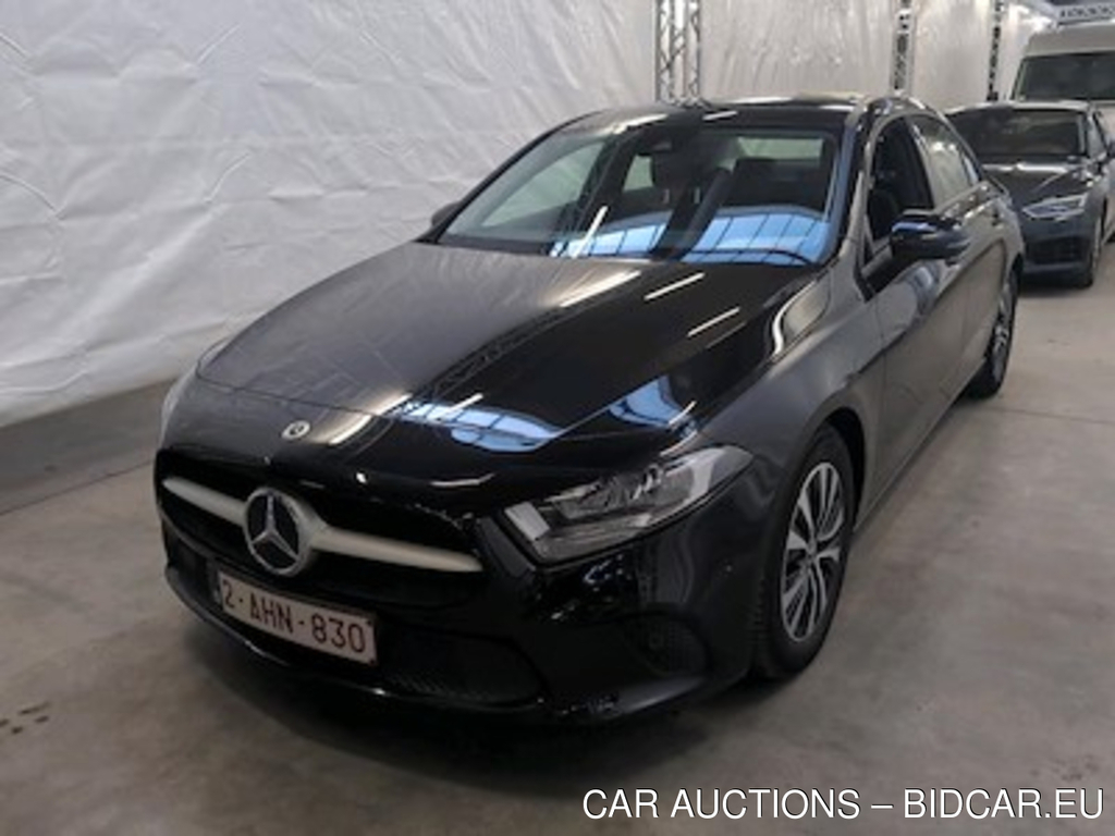 Mercedes-Benz A-class limousine 2.0 A 180 D BUSINESS SOLUTION DCT