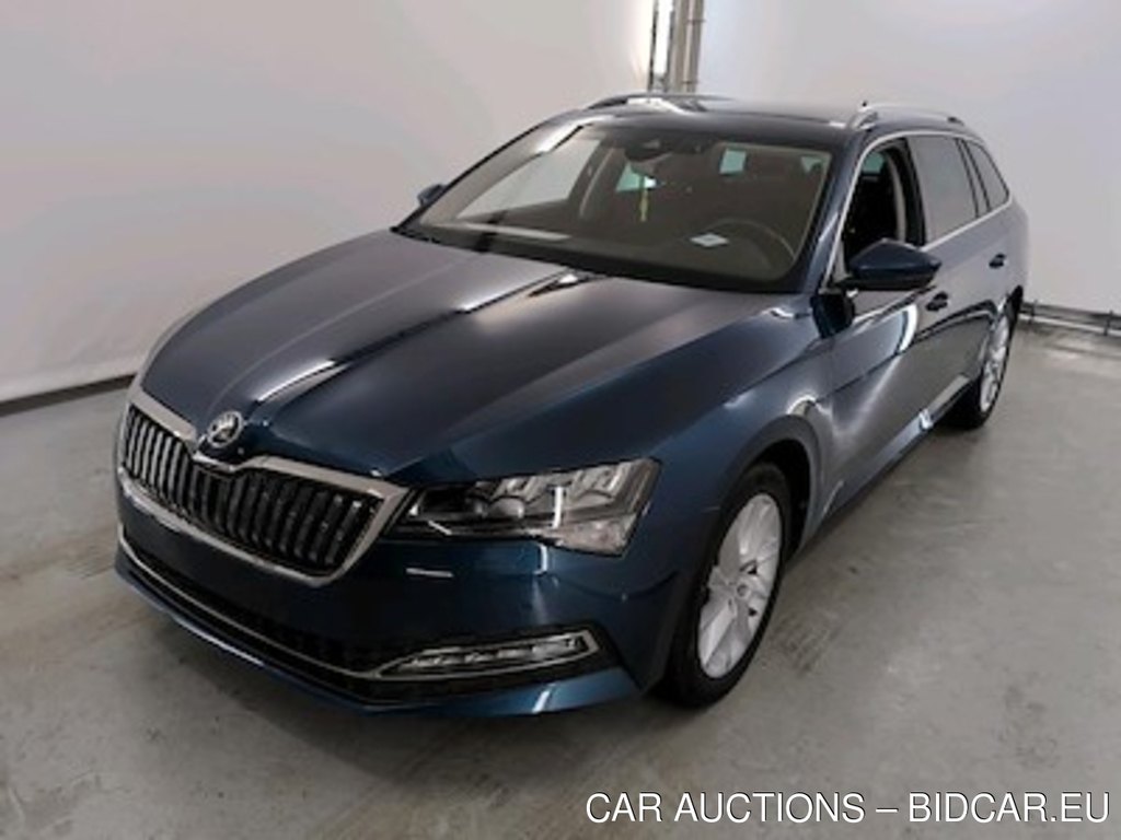 Skoda Superb combi 2.0 CRTDI 110KW DSG7 CLEVER