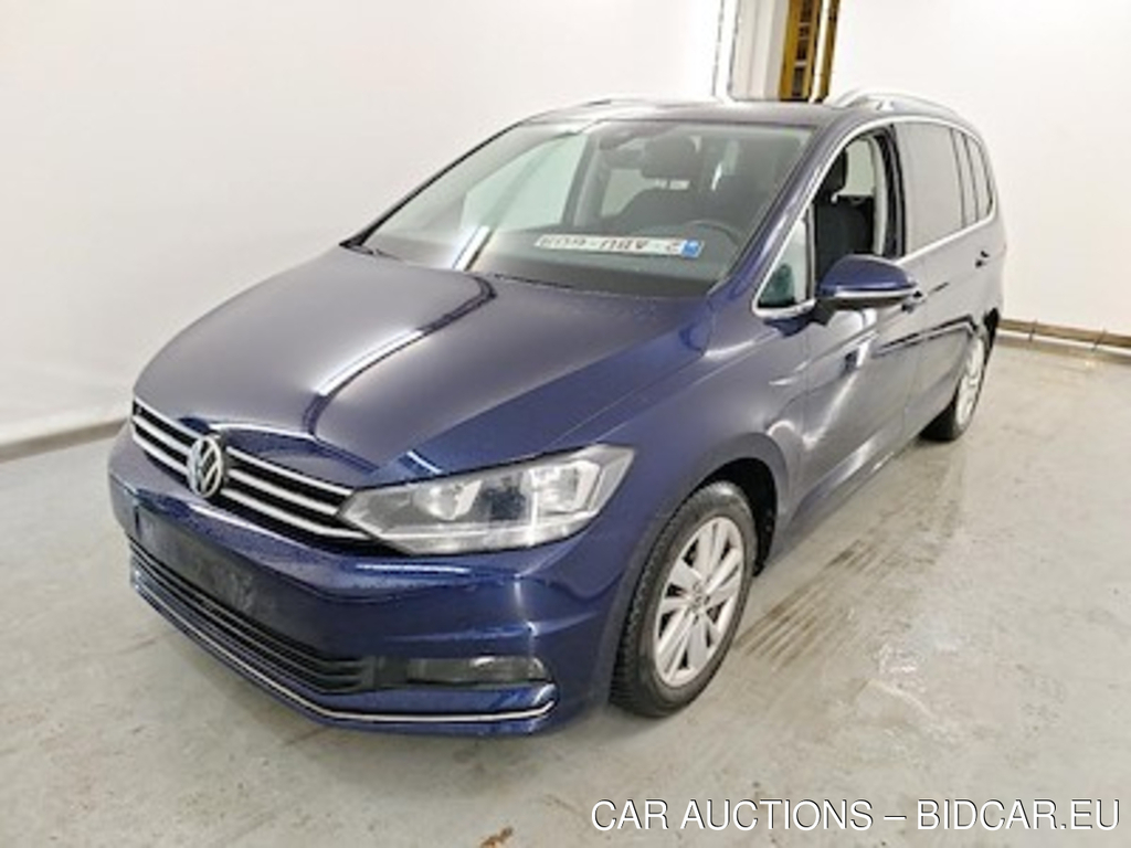 Volkswagen Touran 1.5 TSI HIGHLINE Business Mirror