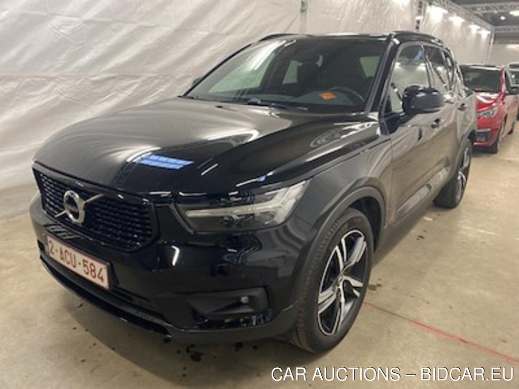 Volvo XC40 1.5 T2 R-DESIGN