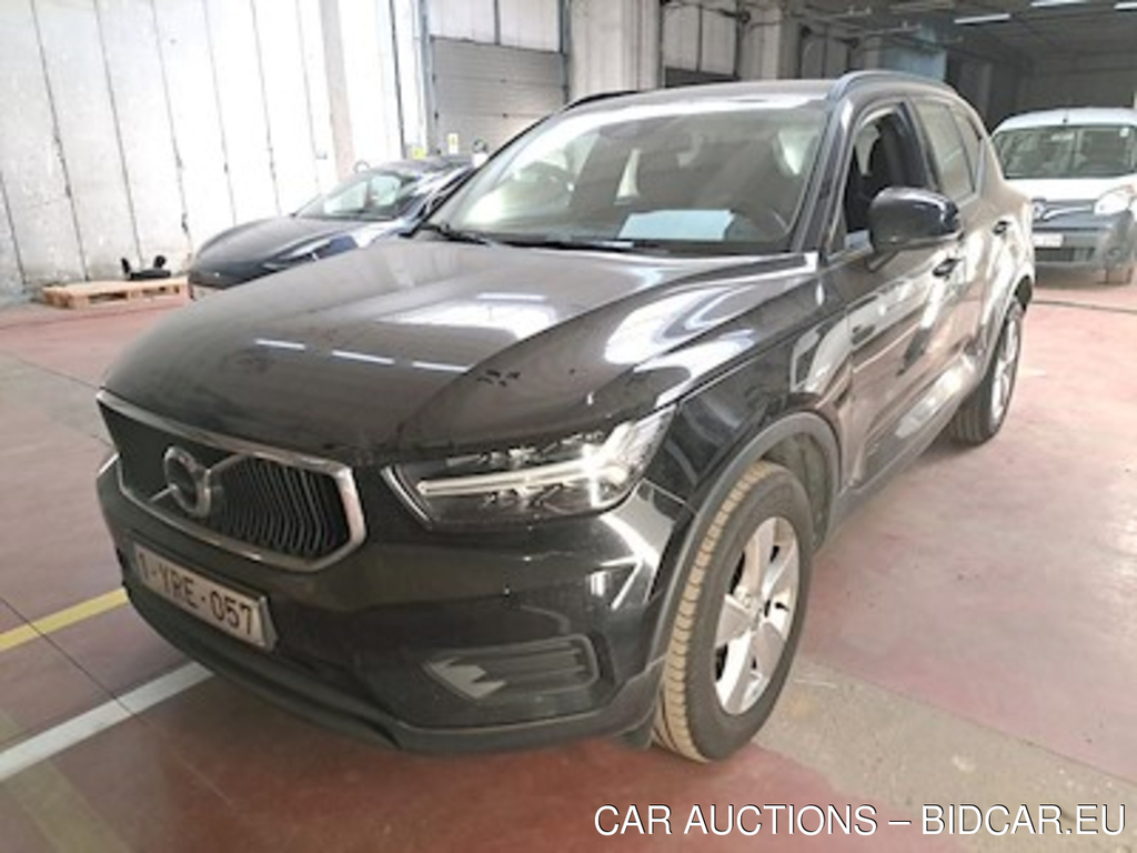 Volvo XC40 2.0 D3 MOMENTUM CORE