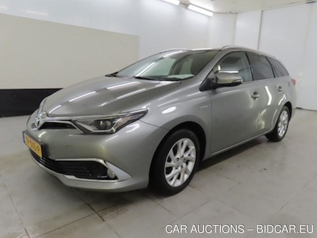 Toyota Auris touring sports 1.8 Hybrid Executive Automaat 5d