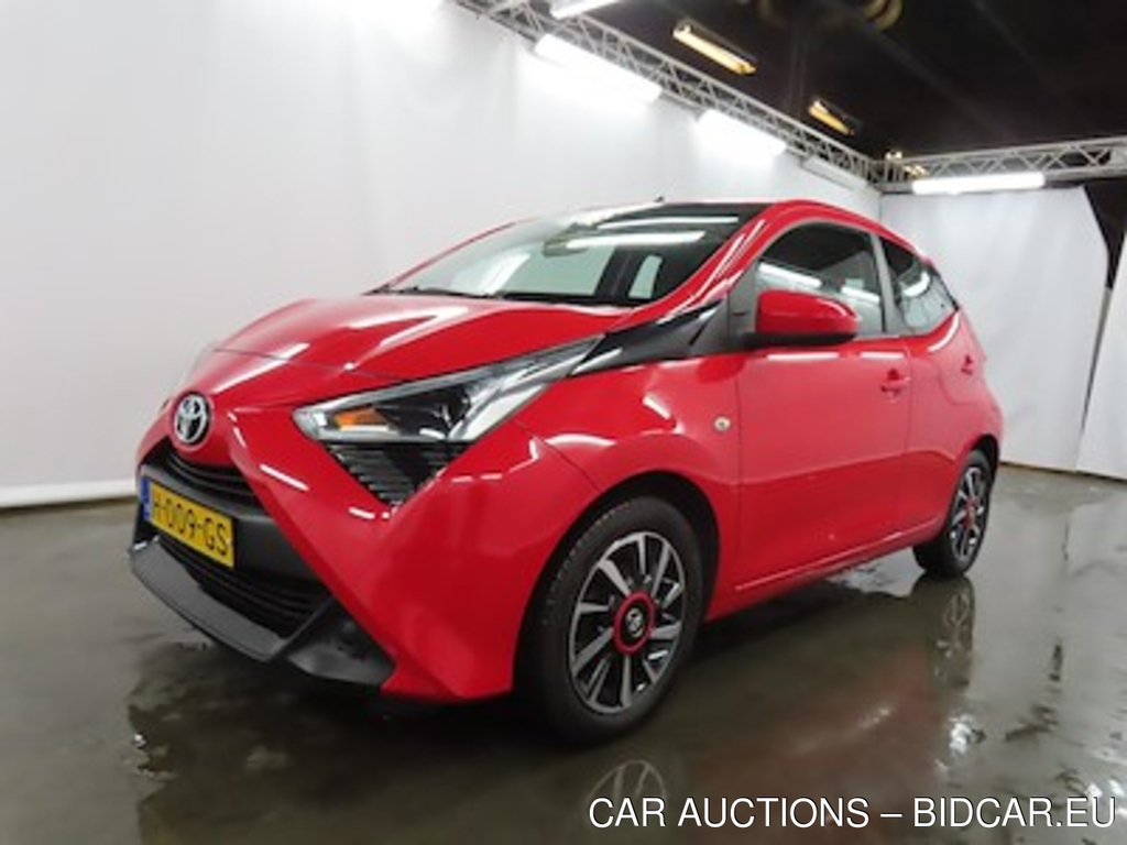 Toyota Aygo 1.0 VVT-i x-play 5d