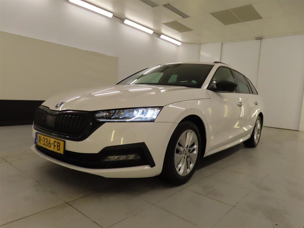 Skoda Octavia combi 1.5 E-TSI SPORT BNS, 2022