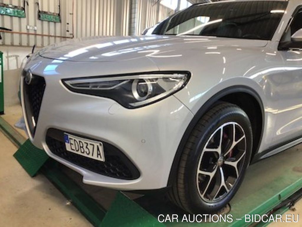 Alfa Romeo Stelvio 2.0 Turbo 200 Awd Sprint Drag Lader