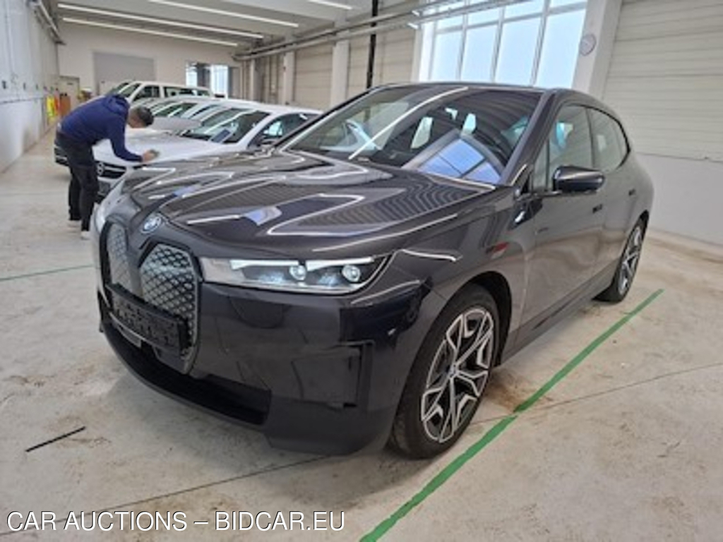 BMW IX xDrive40 240KW