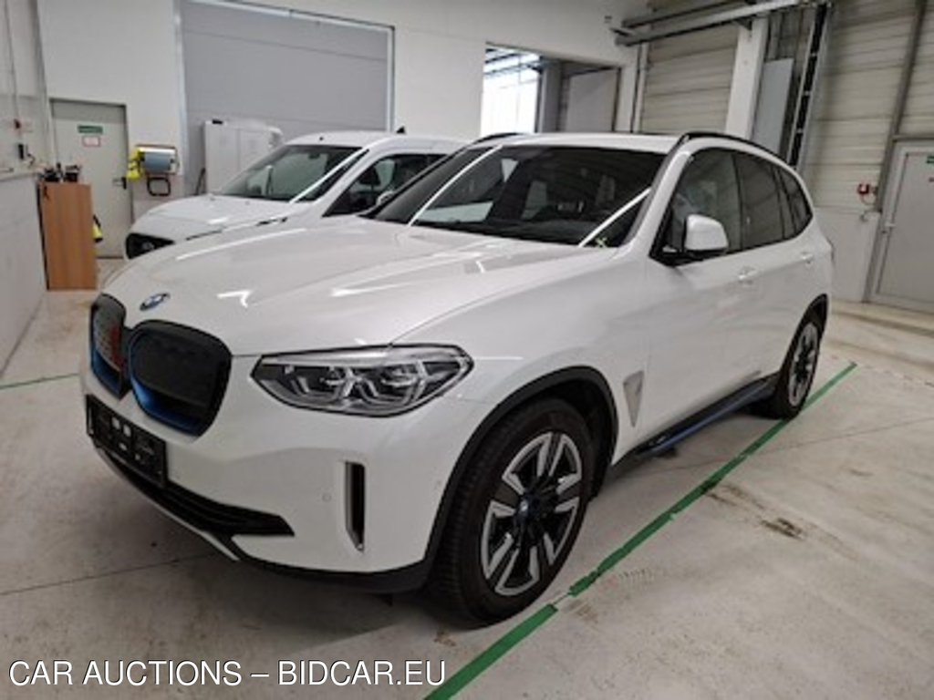 BMW IX3 80kwh Impressive Auto 210KW