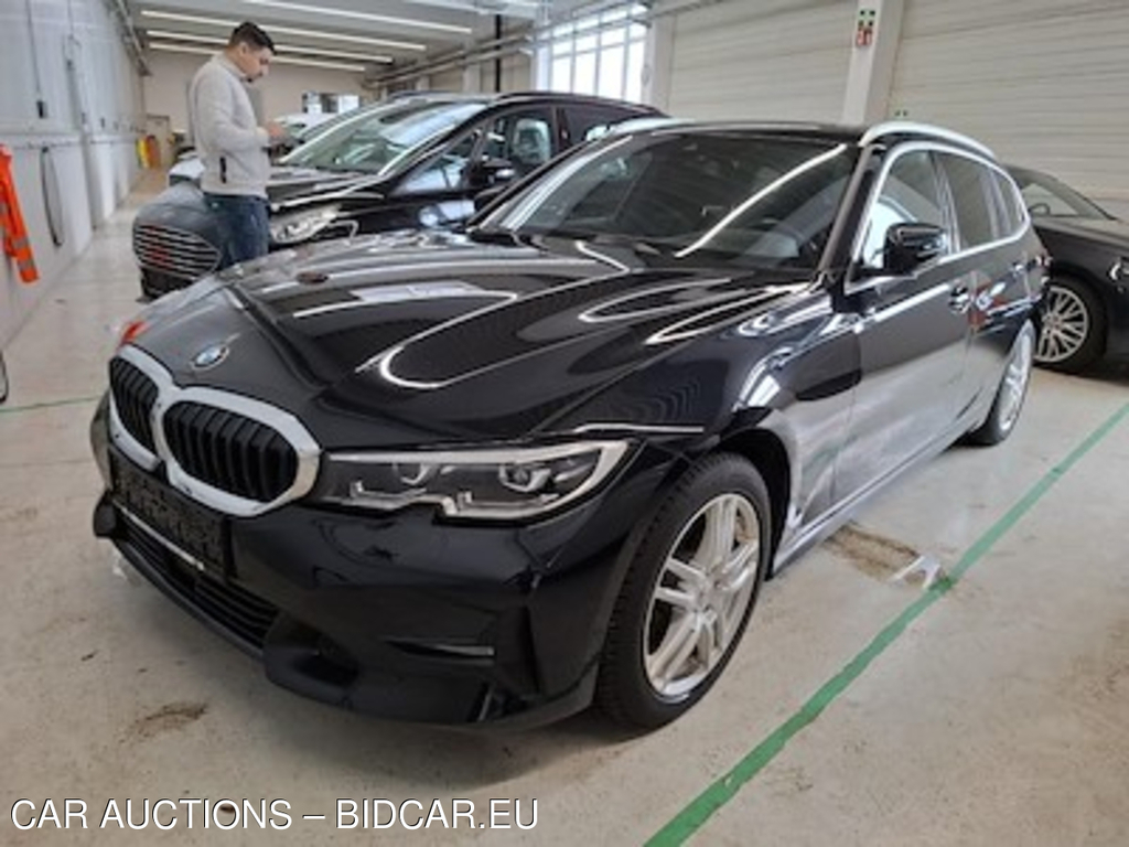 BMW Series 3 320d A xDrive Touring 140KW