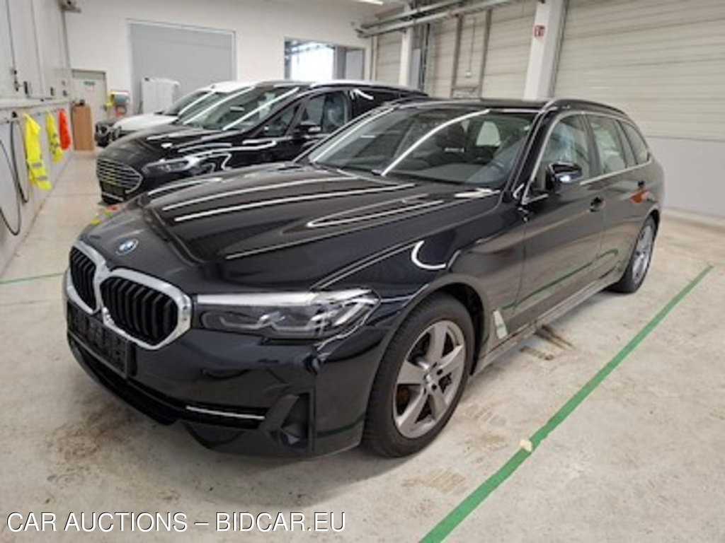 BMW Series 5 520d A Touring 140KW