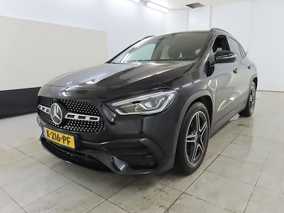 Mercedes-Benz GLA GLA 200 DCT Business Solution AMG 5d