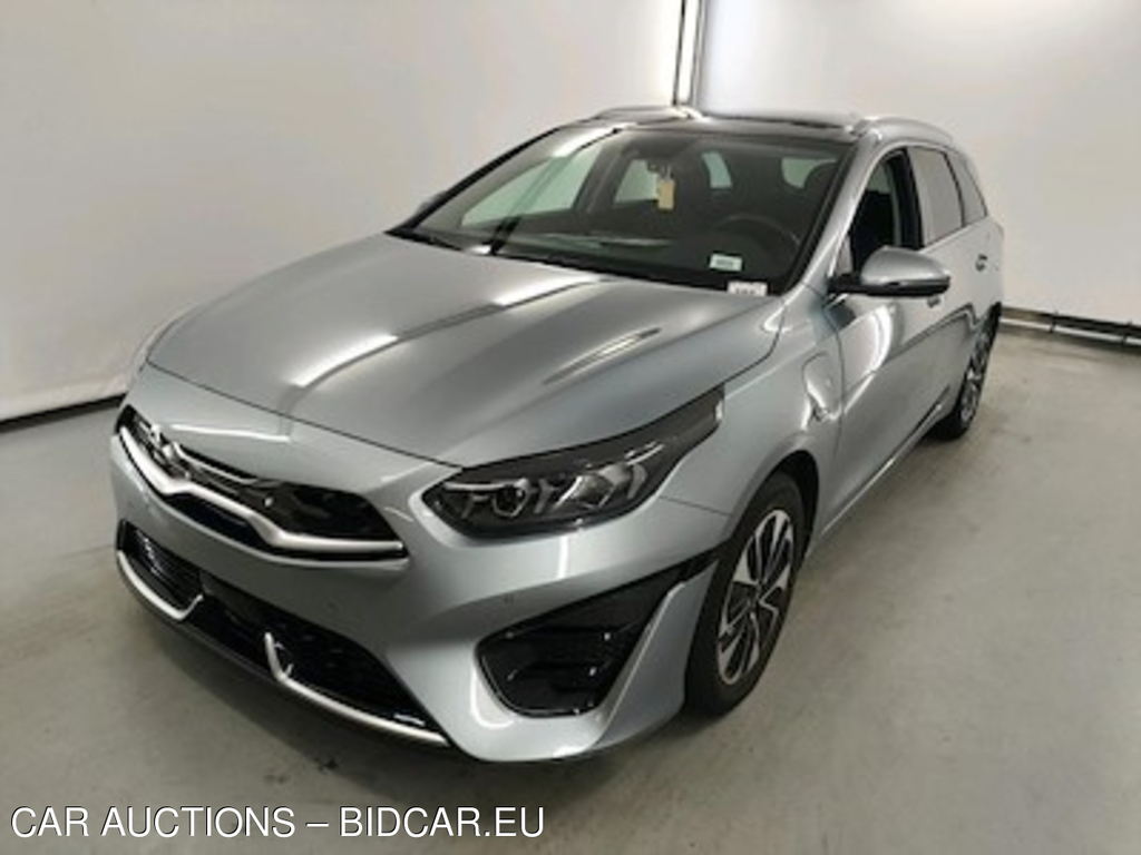 Kia Ceed sportswagon 1.6 GDI PHEV BUSINESS LINE DCT Drive Assist Convenience