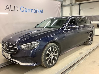 Mercedes-Benz E-klass 300 DE T Avantgarde Drag B-kamera Multibeam Kombipkt Carplay