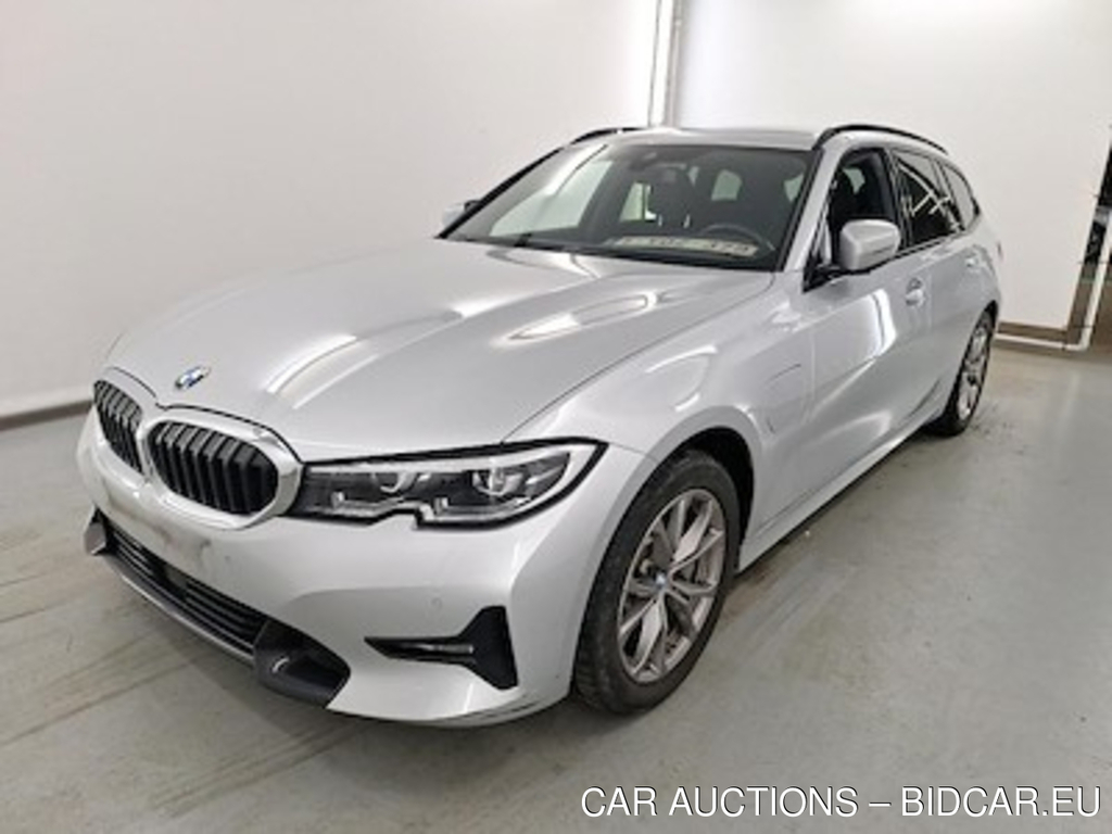 BMW 3 series touring 2.0 330E (215KW) TOURING Business Plus Model Sport Comfort Mirror