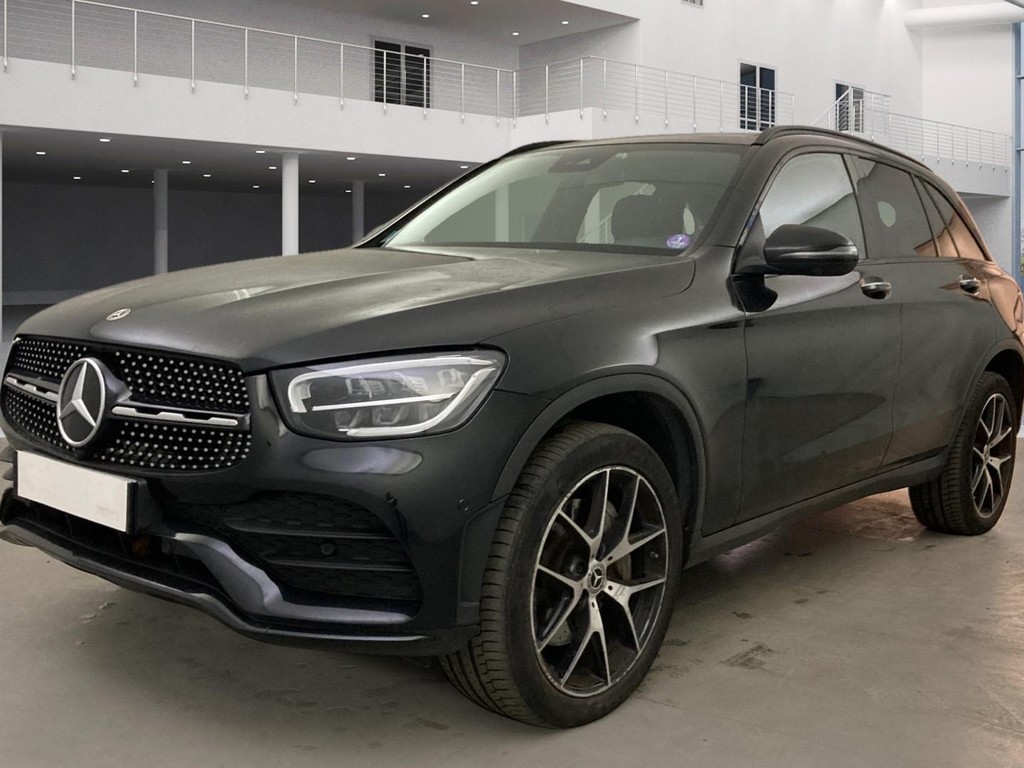 Mercedes-Benz Glc 300 DE 9G-TRONIC 4MATIC AMG LINE, 2021