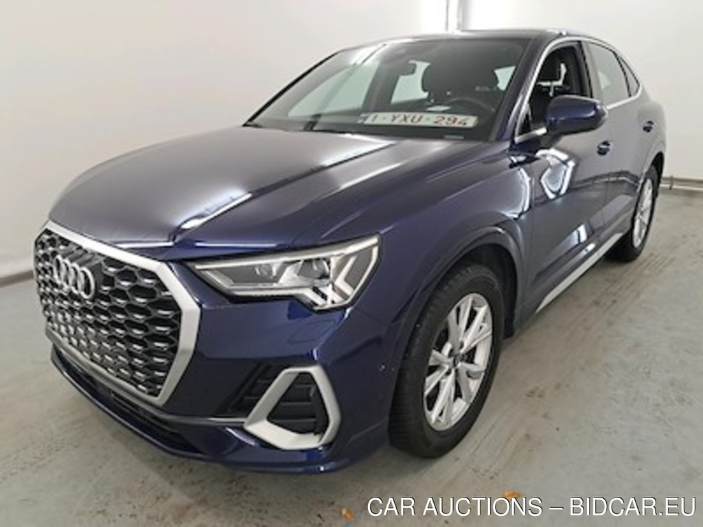 Audi Q3 sportback 2.0 35 TDI S TRONIC S LINE BUSINESS ED Light module 2 S line interior