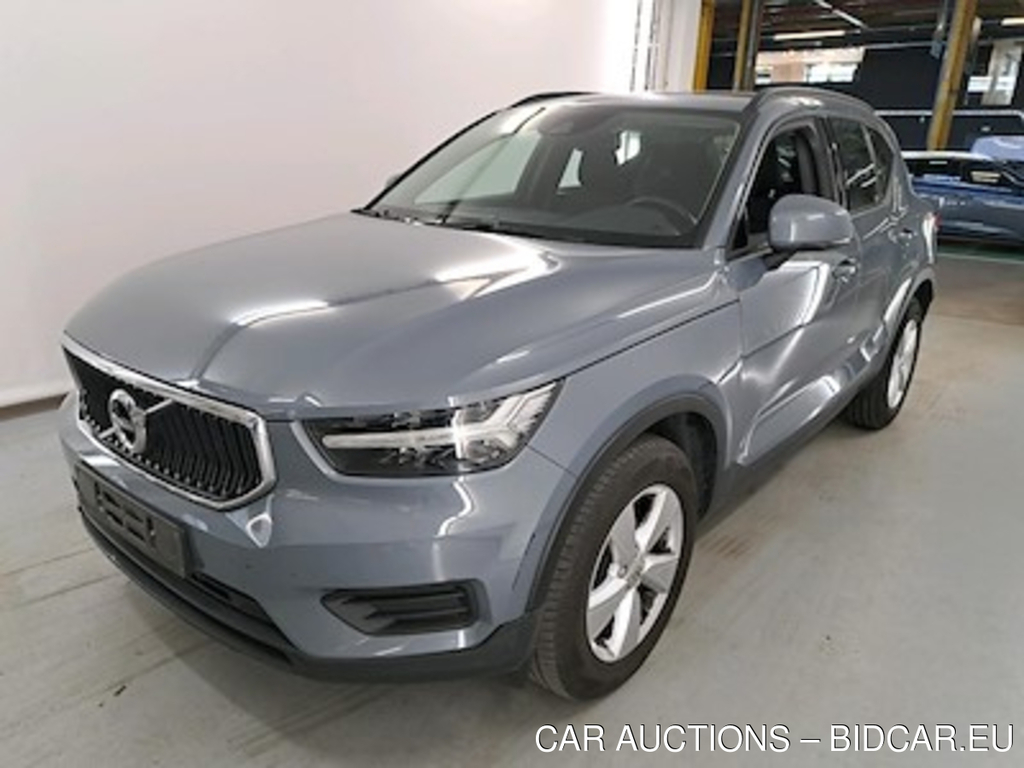 Volvo XC40 2.0 D3 MOMENTUM CORE