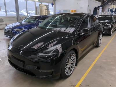 Tesla Model Y PERFORMANCE DUAL MOTOR AWD, 2024