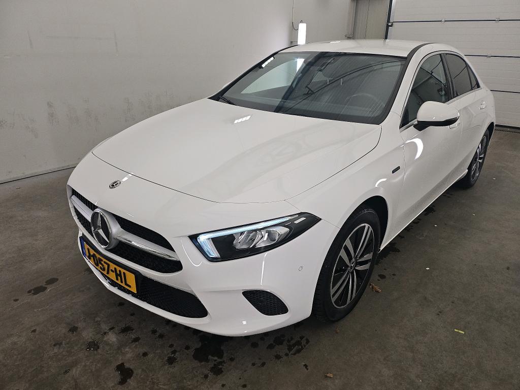 Mercedes-Benz A-KLASSE 250 E BNS SOL LUXURY, 2020