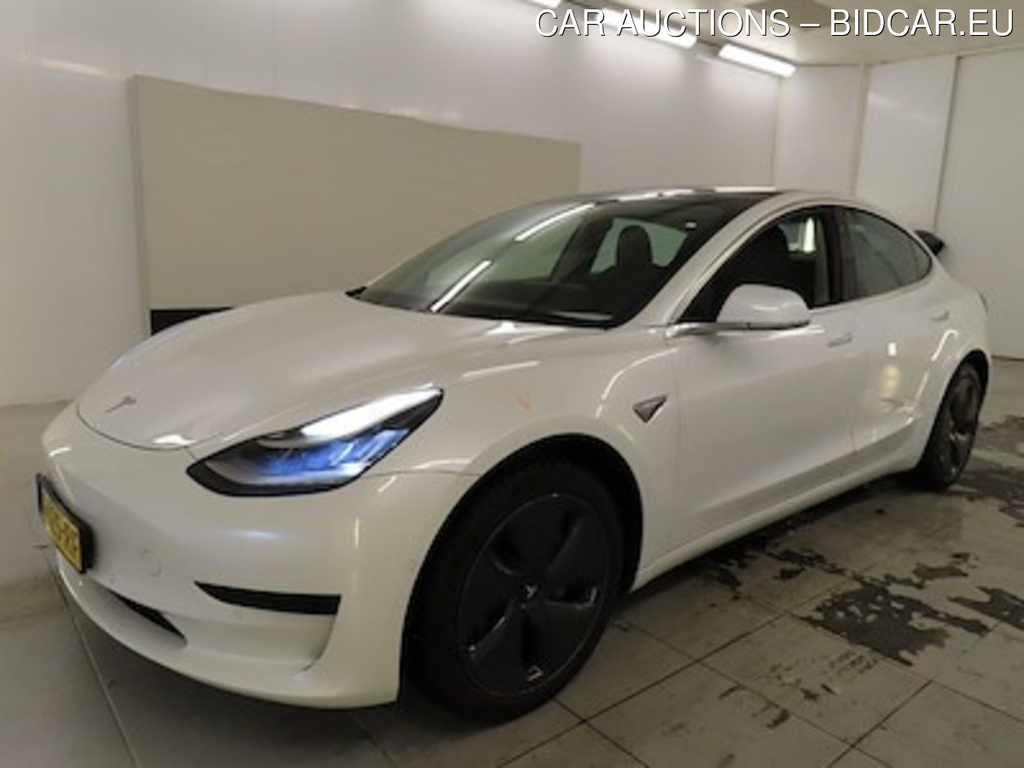 Tesla Model 3 Standard Range Plus RWD 4d