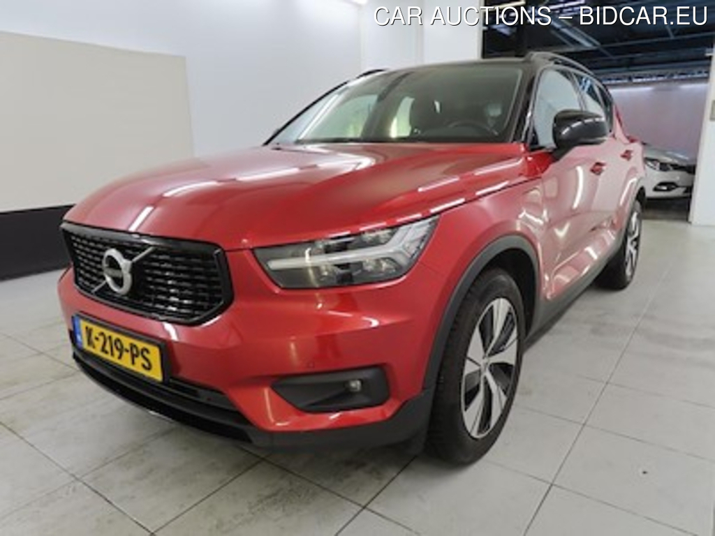 Volvo XC40 Recharge T4 R-Design Expression 5d