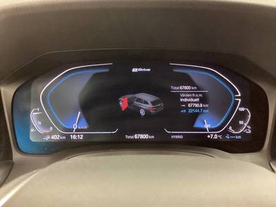 BMW 330e xdrive Touring Connected Drag Navi