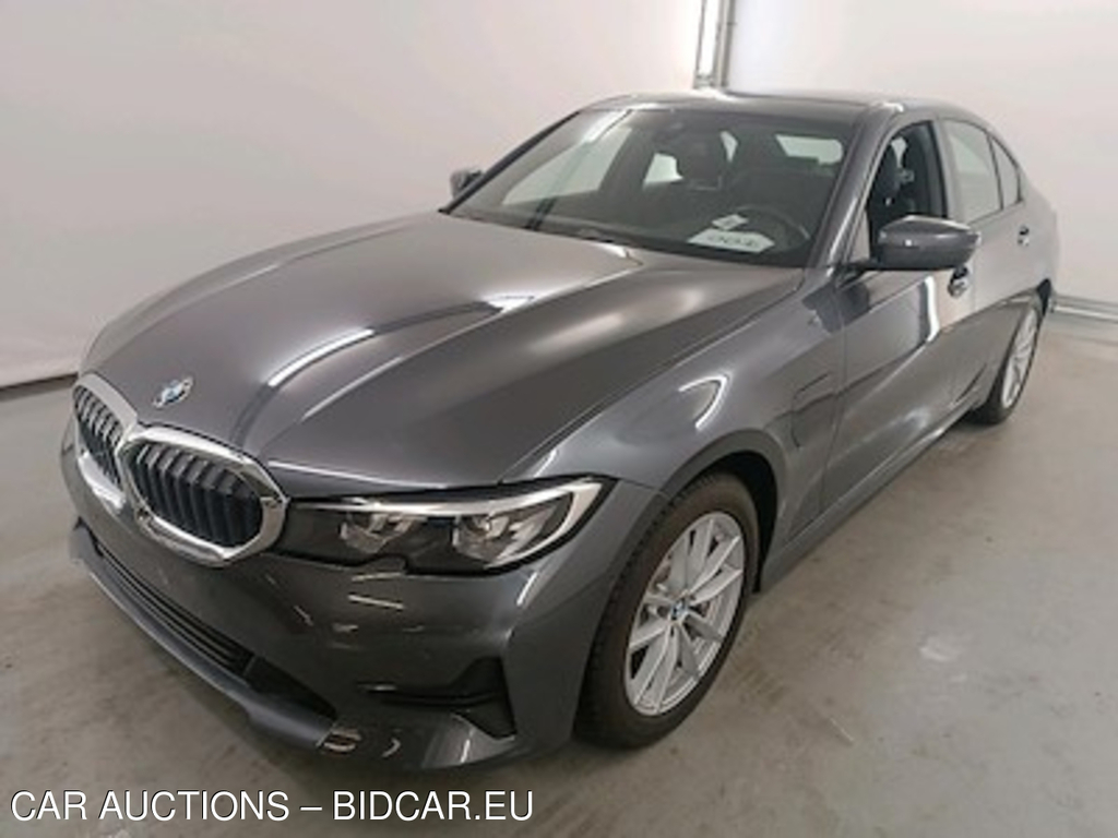 BMW 3-serie 2.0 330E (135KW) BERLINE Business Plus