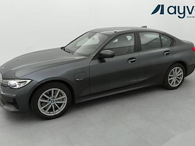 BMW 330e berline 184 CV Business Pack, Sieges chauffants