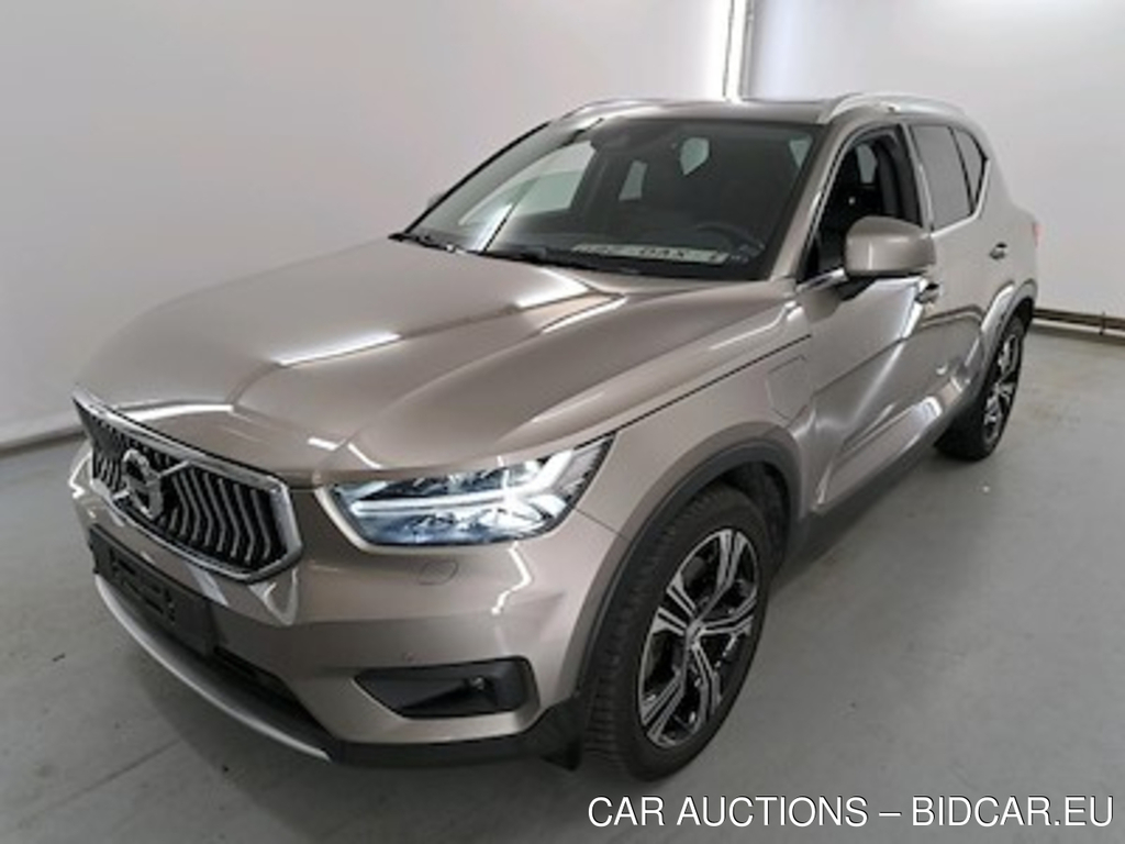 Volvo XC40 1.5 T5 TE PHEV Inscription DCT Winter Park Assist Light Xenium Intellisafe Pro