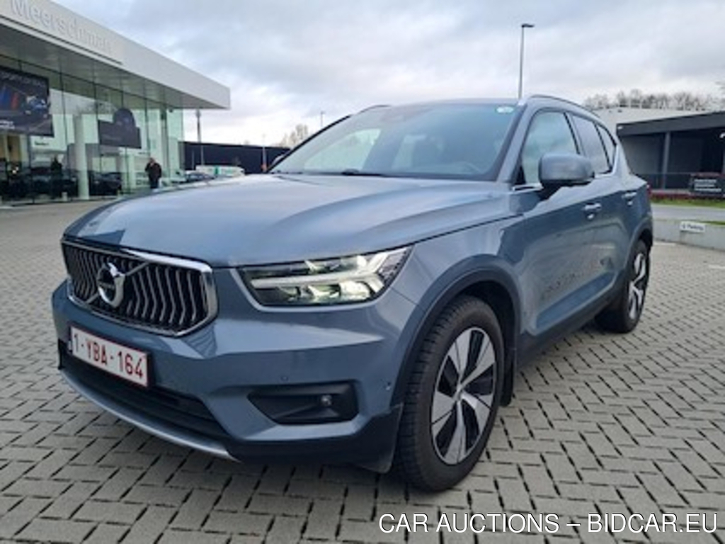 Volvo XC40 1.5 T5 TE PHEV Momentum Pro DCT Premium Audio Xenium Park Assist