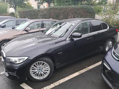 BMW SERIE 3 BERLINE 330e xDrive 292ch Luxury BVA8 Hybride VP [4P] bva 8-292CH-10cv, 2021