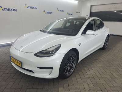 Tesla Model 3 STANDARD RANGE PLUS RWD 4D 211KW, 2019